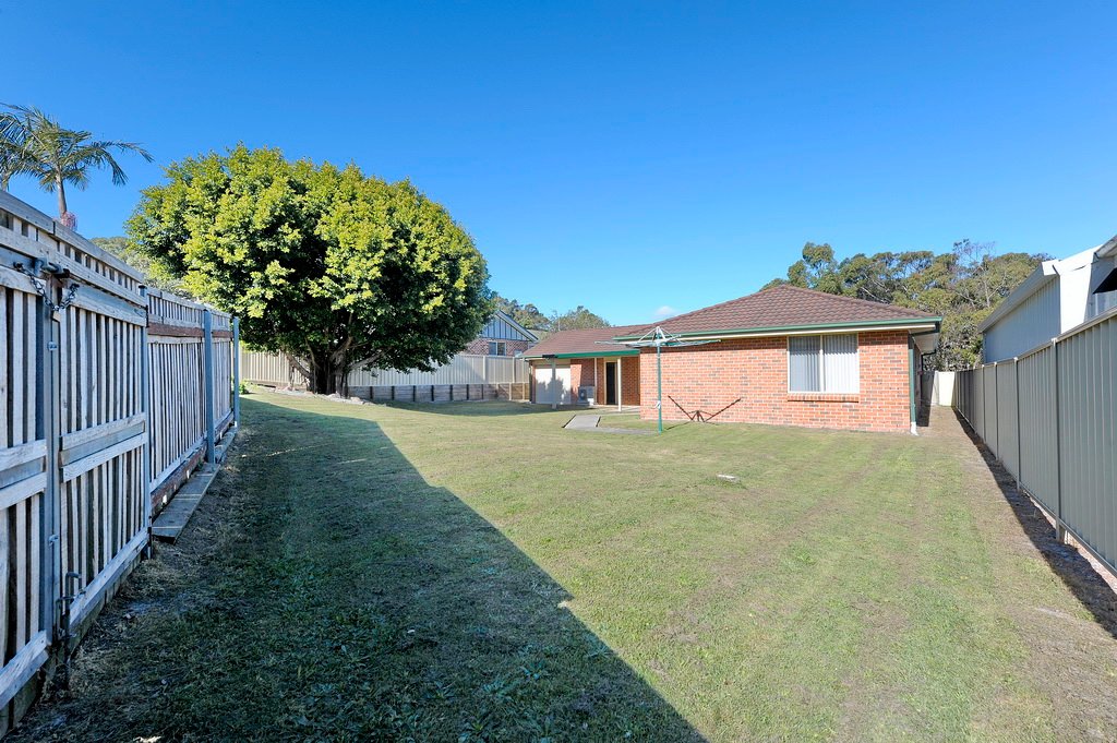 15 Clonmeen Cct  ANNA BAY 6