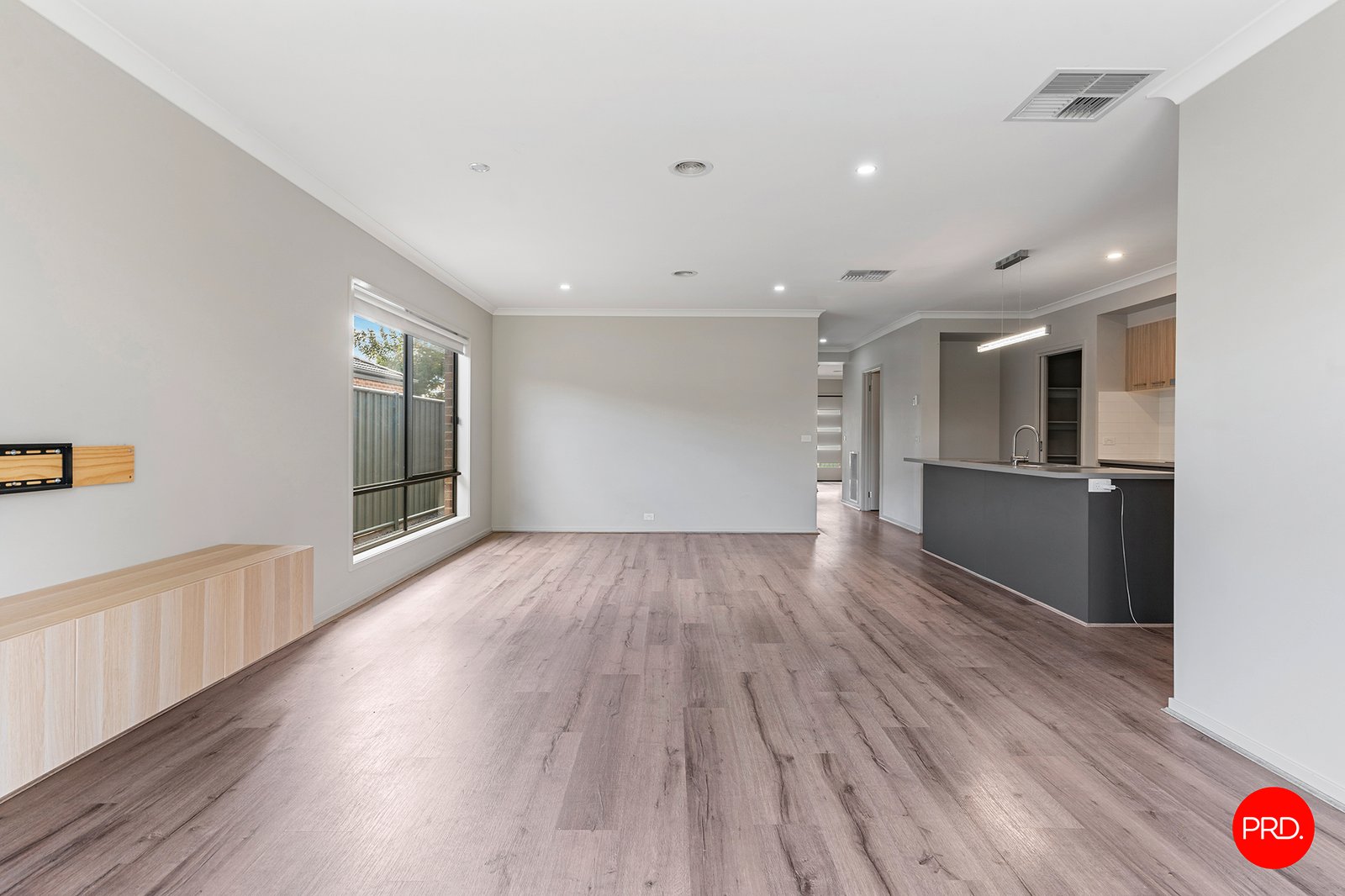 15 Cloverfields Cres  EPSOM 5