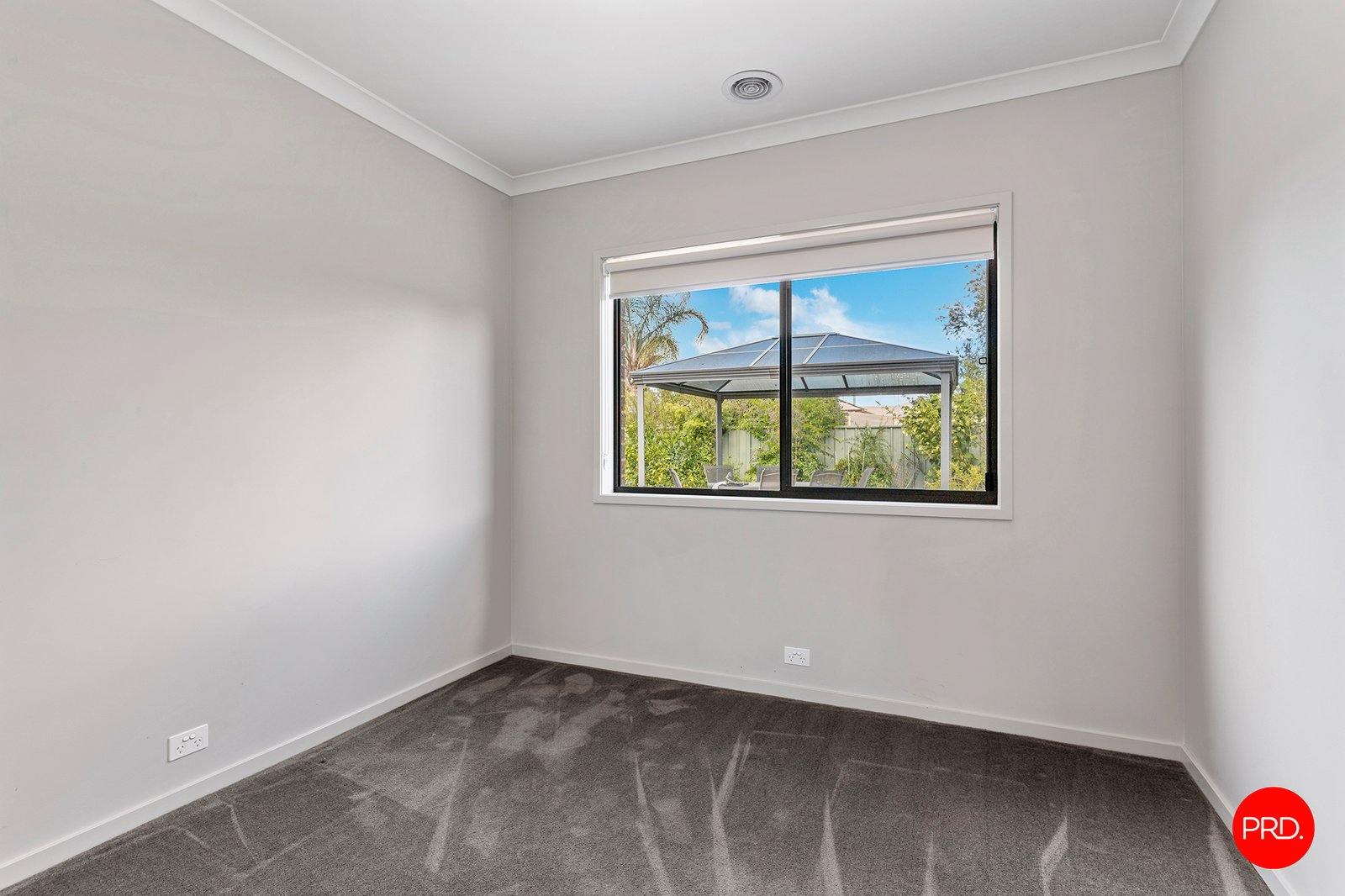 15 Cloverfields Cres  EPSOM 10