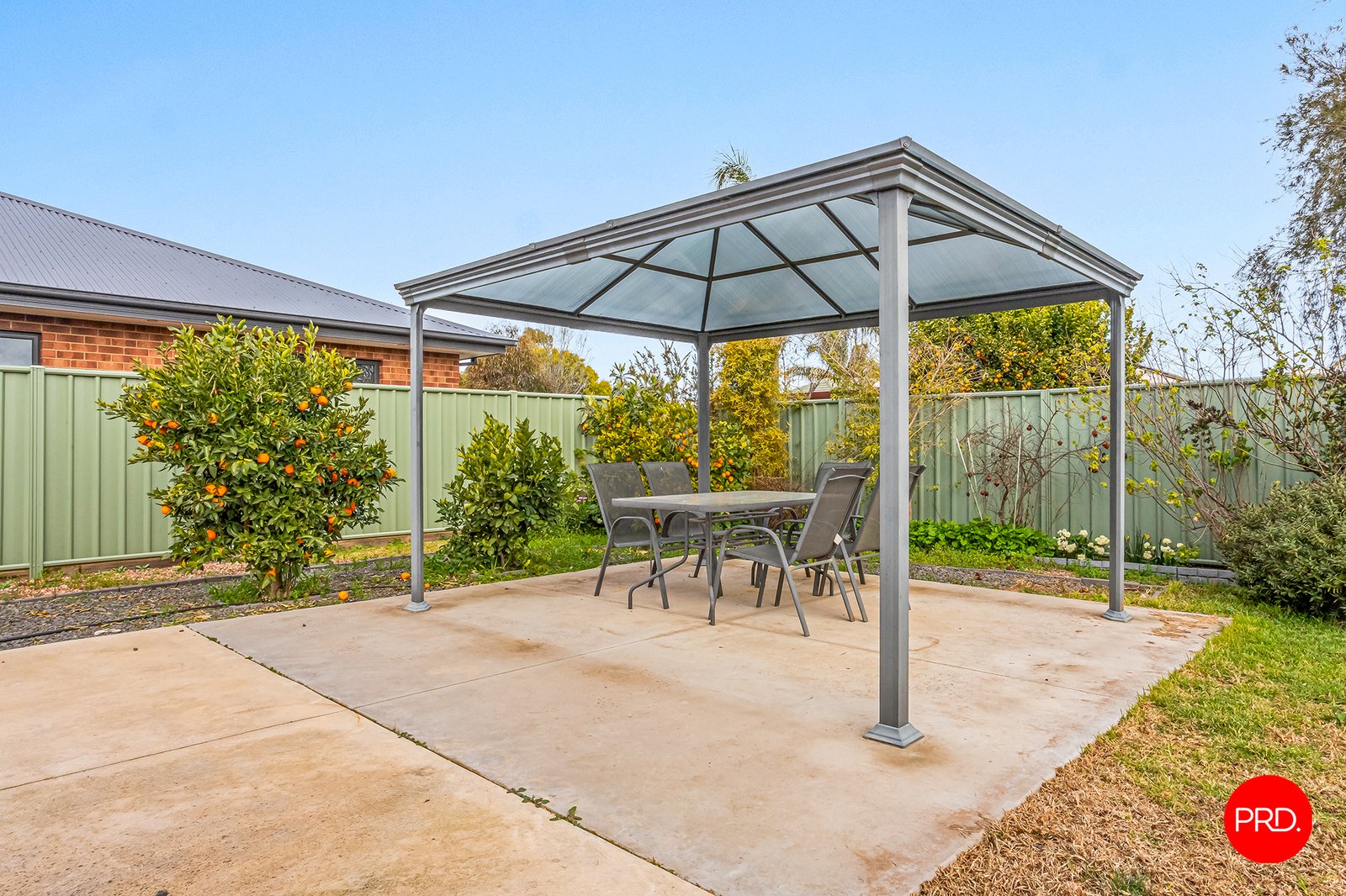 15 Cloverfields Crescent EPSOM 18