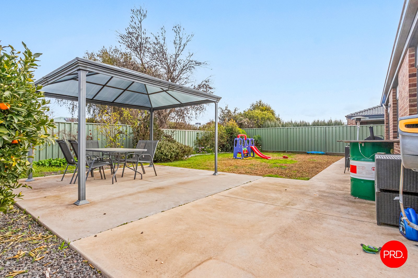 15 Cloverfields Crescent EPSOM 19