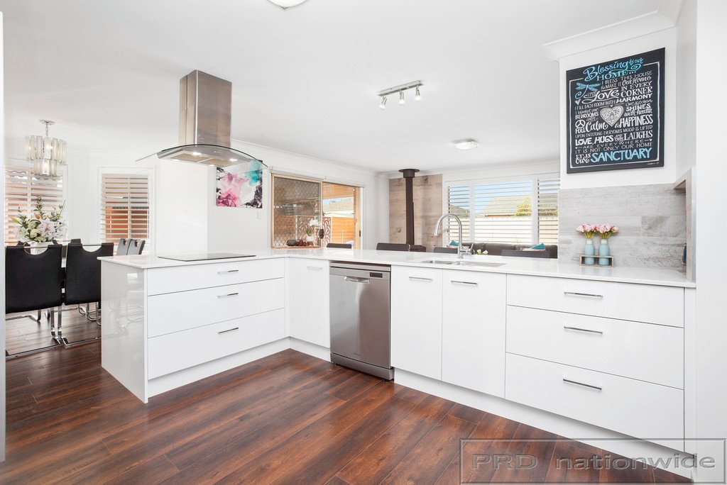 15 Coburn Circuit METFORD 5