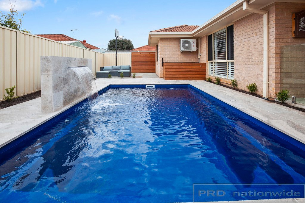15 Coburn Circuit METFORD 13