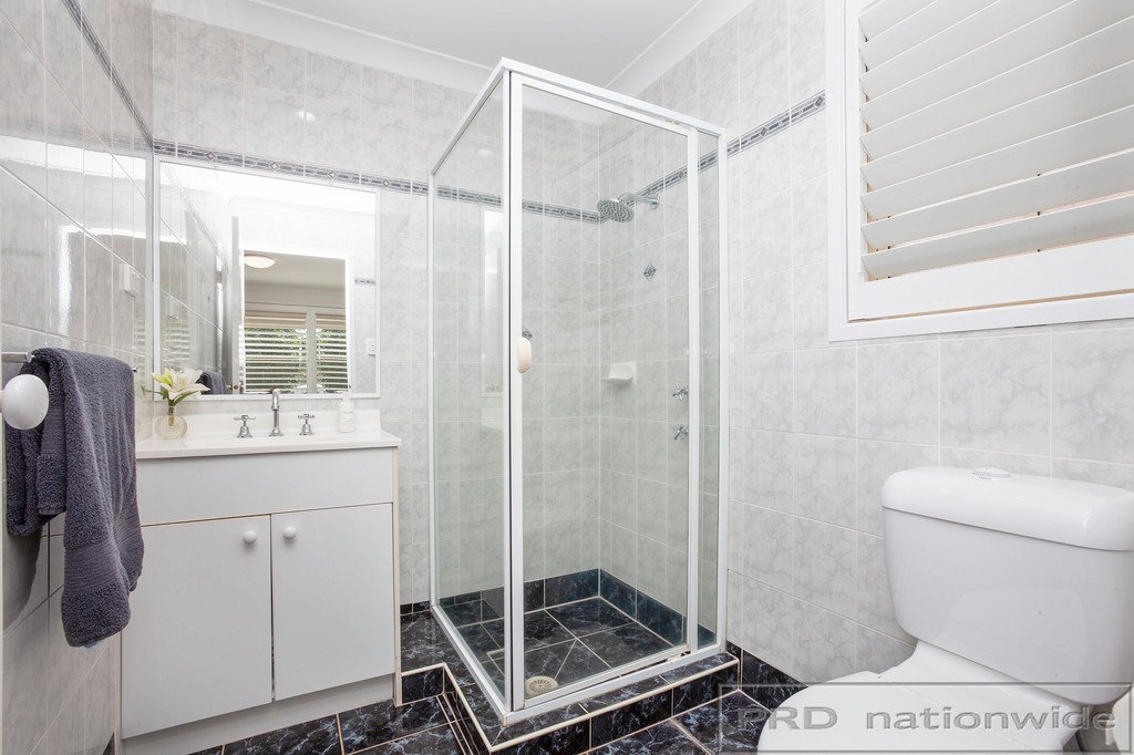 15 Coburn Circuit METFORD 21