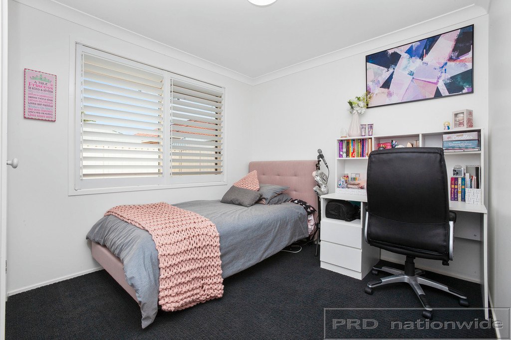 15 Coburn Circuit METFORD 22