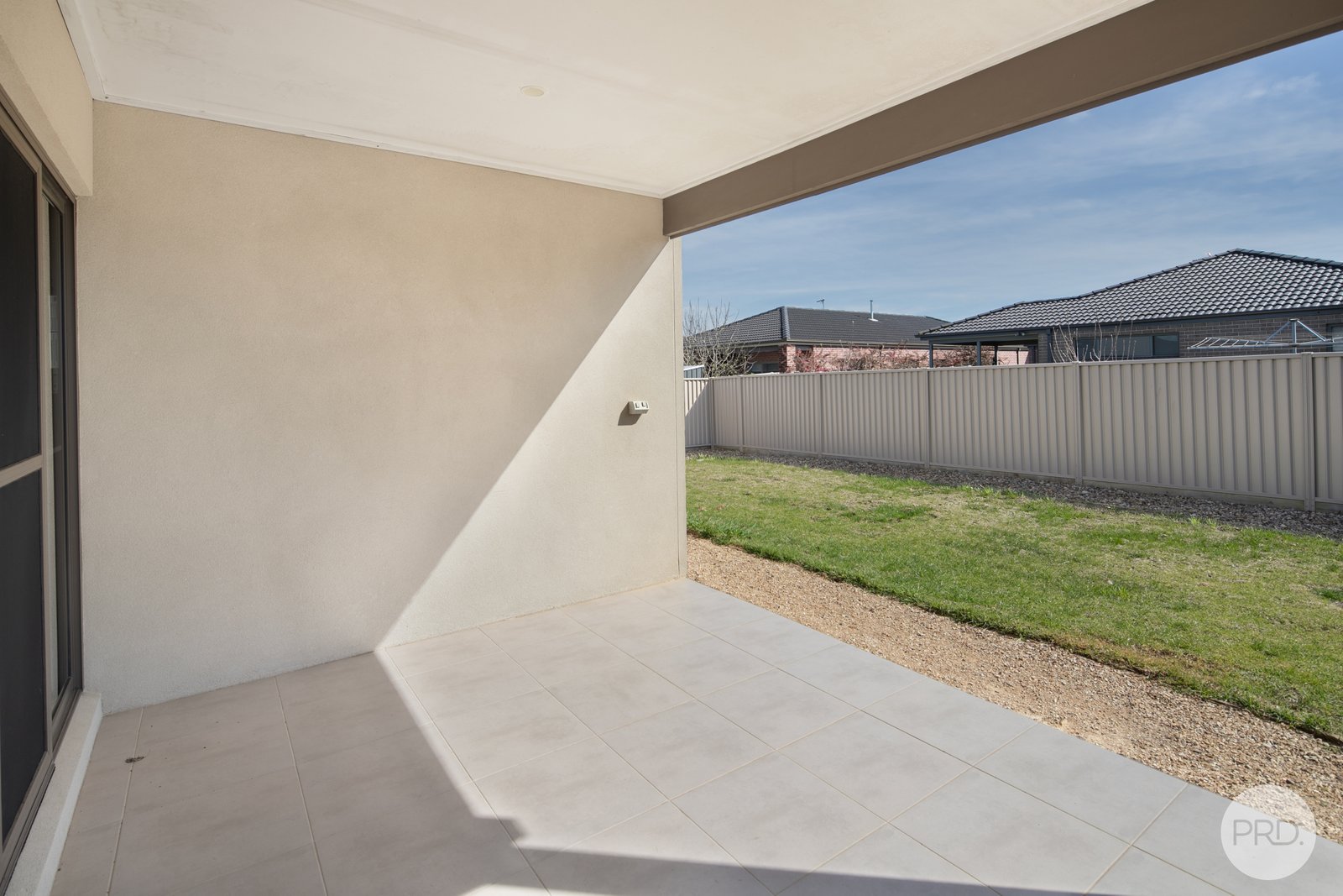 15 Cockatoo Drive WINTER VALLEY 12
