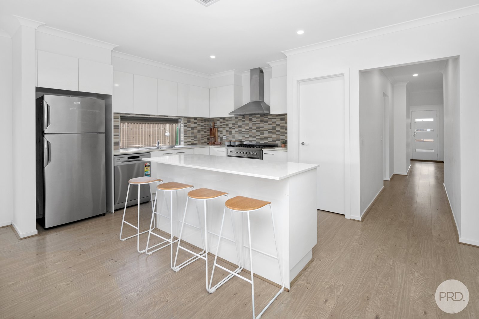 15 Cockatoo Drive WINTER VALLEY 3