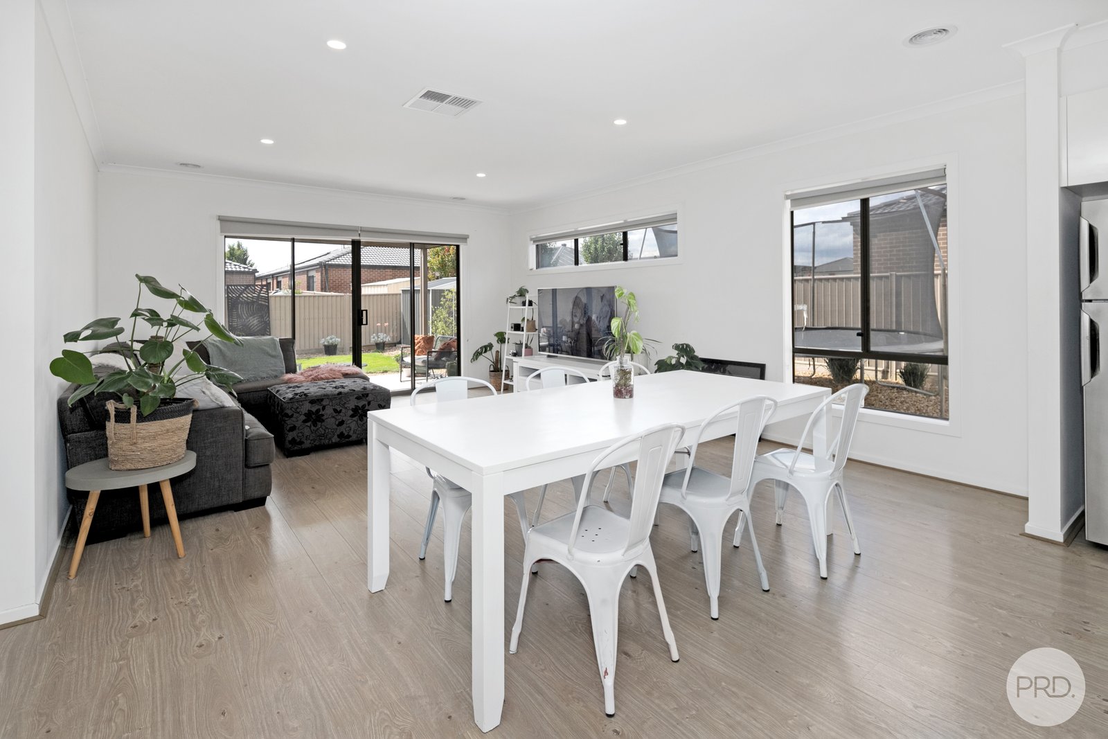 15 Cockatoo Drive WINTER VALLEY 5