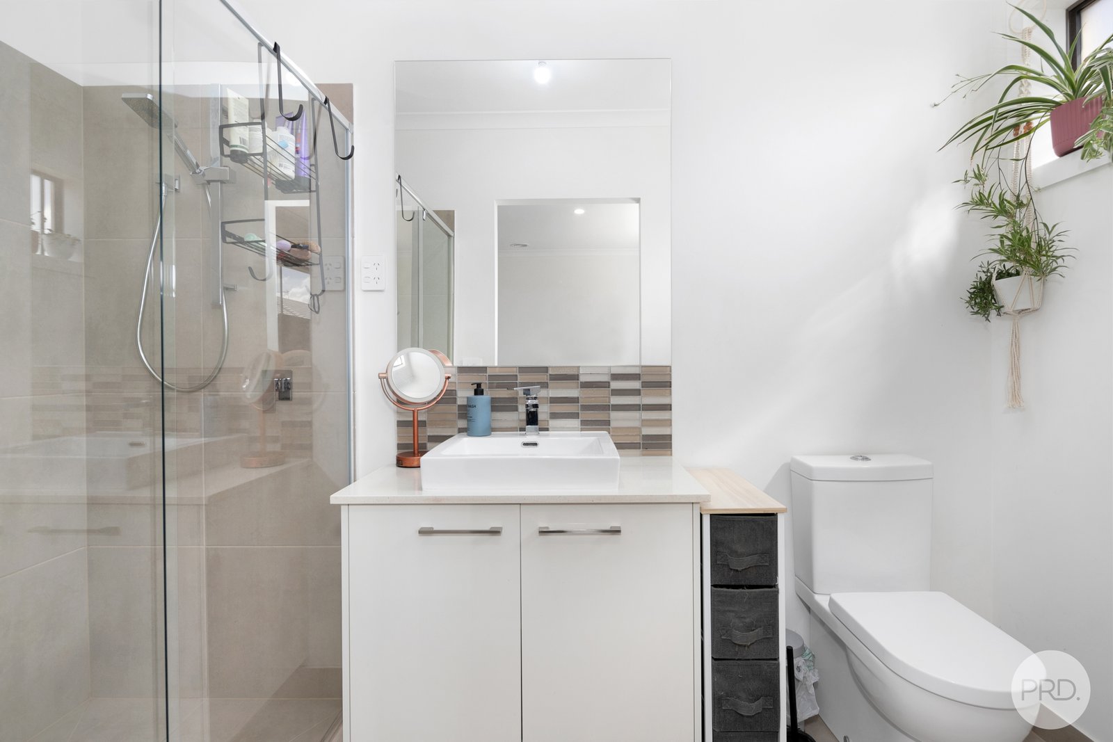 15 Cockatoo Drive WINTER VALLEY 9