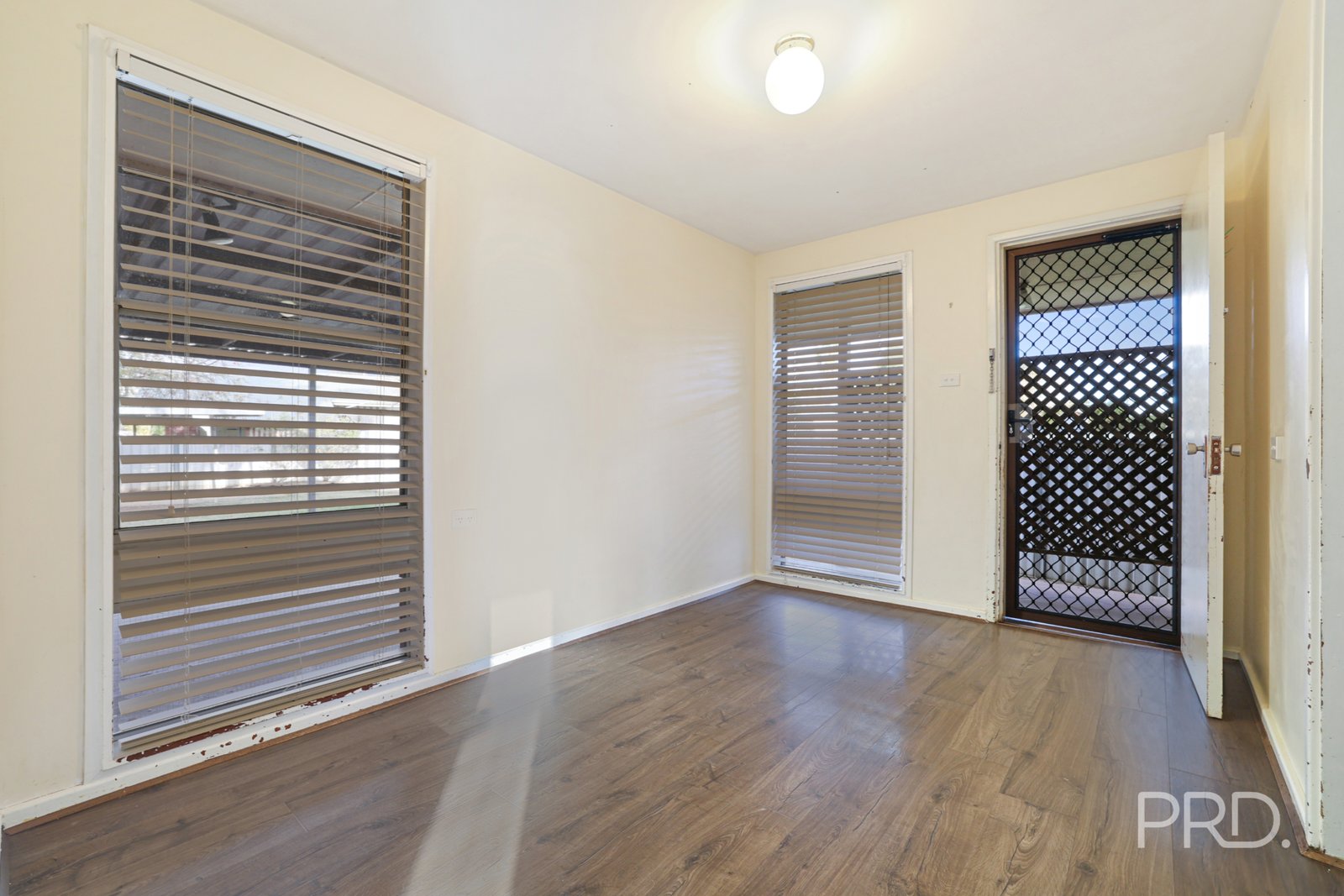15 Cole Road TAMWORTH 7