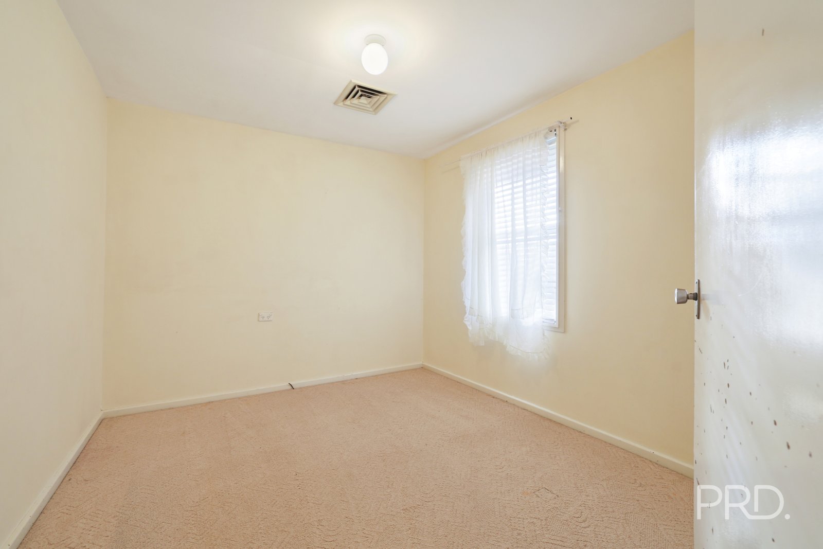 15 Cole Road TAMWORTH 10