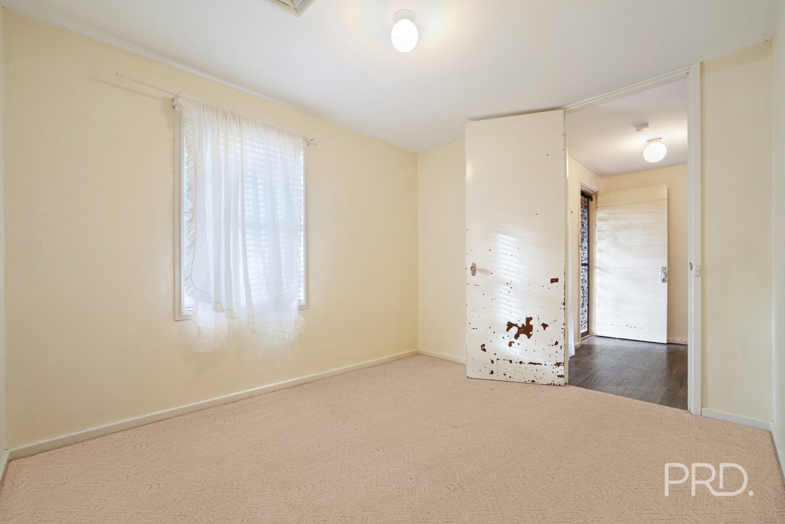 15 Cole Road TAMWORTH 12