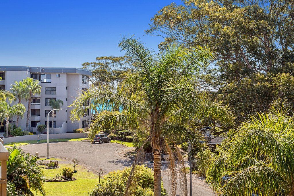 1/5 Columbia Close NELSON BAY 7