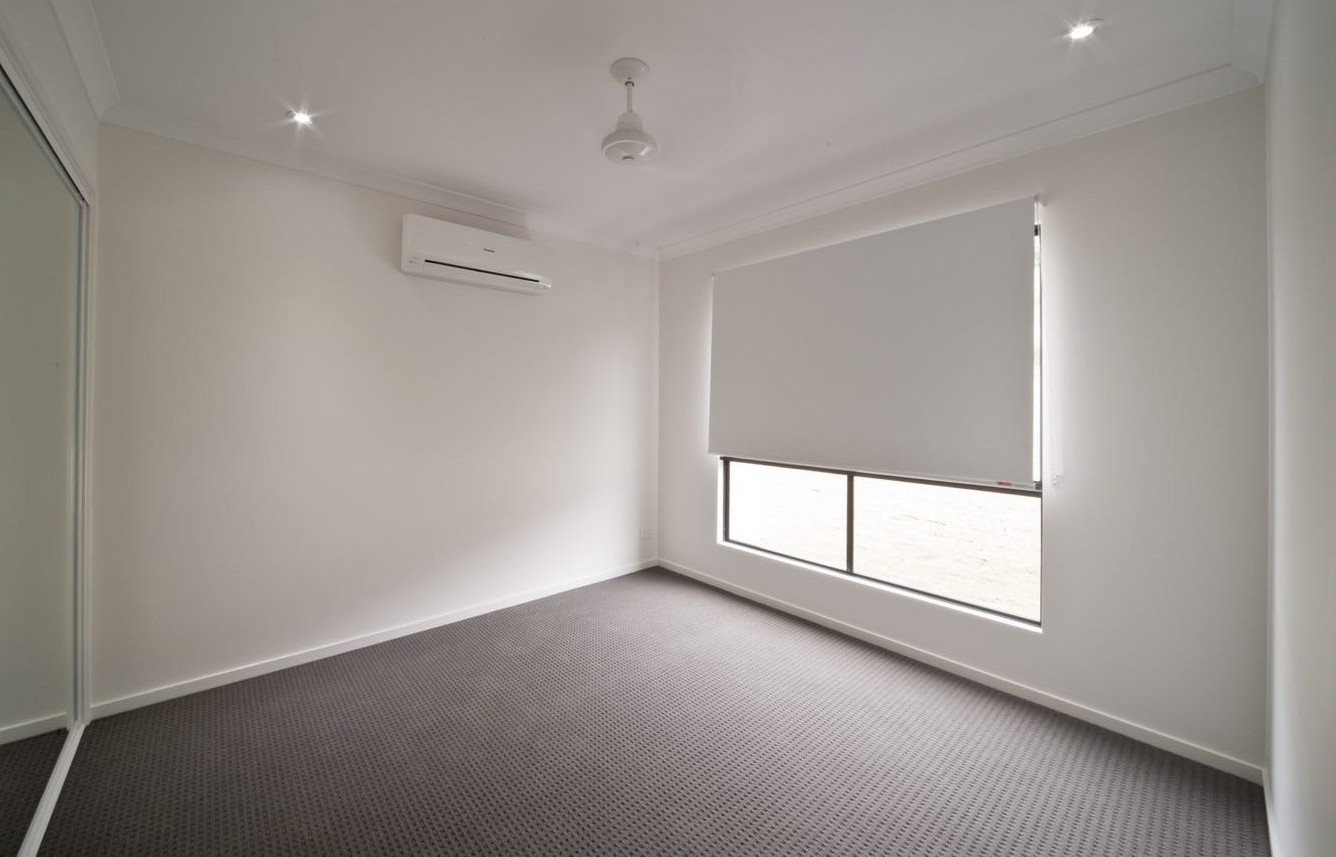 15 Companion Way CANNONVALE 4