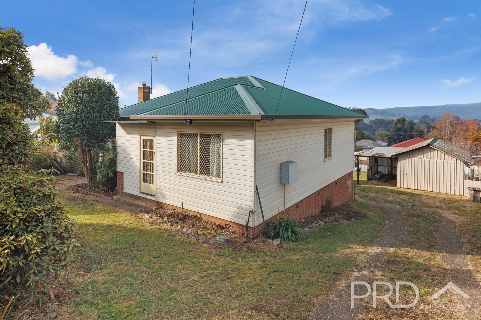 15 Corralyn Avenue BATLOW 2