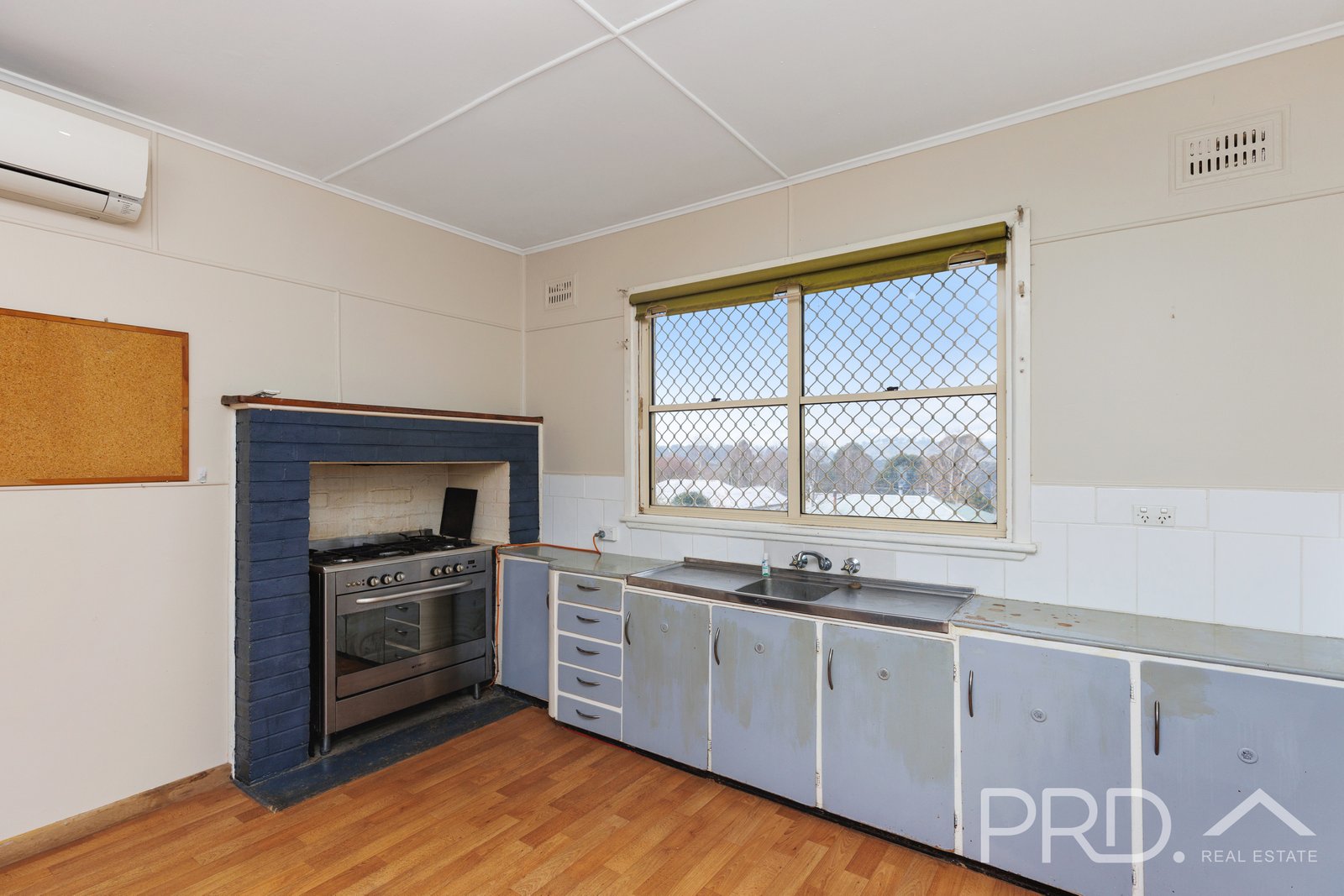 15 Corralyn Avenue BATLOW 3