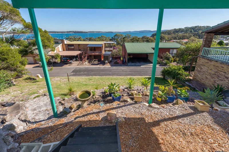 15 Corrie Parade CORLETTE 6