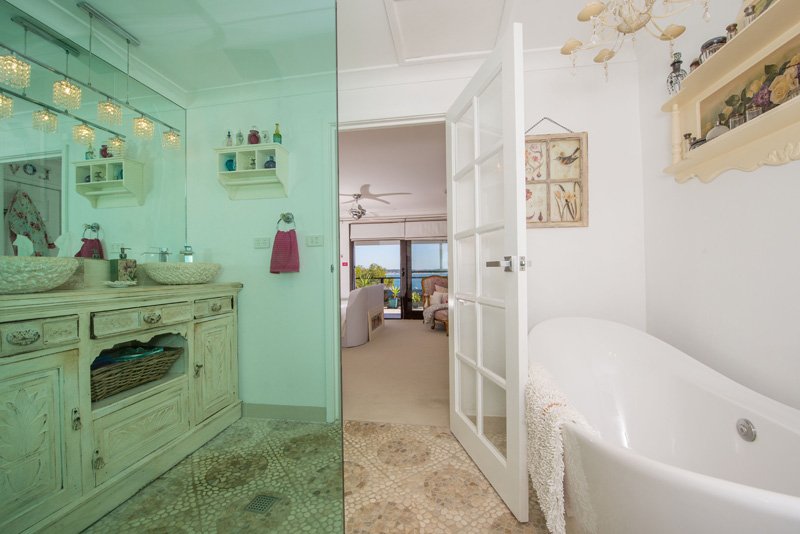 15 Corrie Parade CORLETTE 14