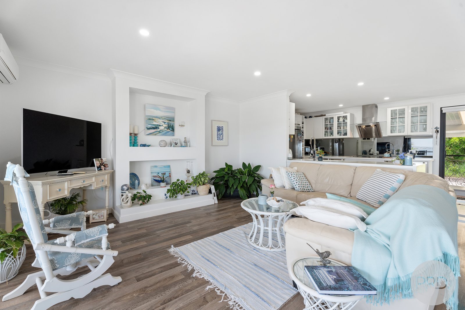 15 Corrie Parade CORLETTE 12