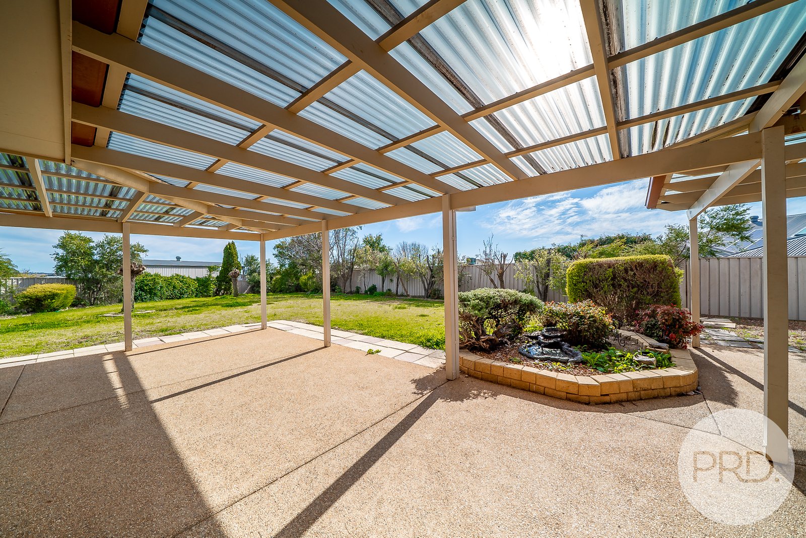 15 Cowan Place LLOYD 11