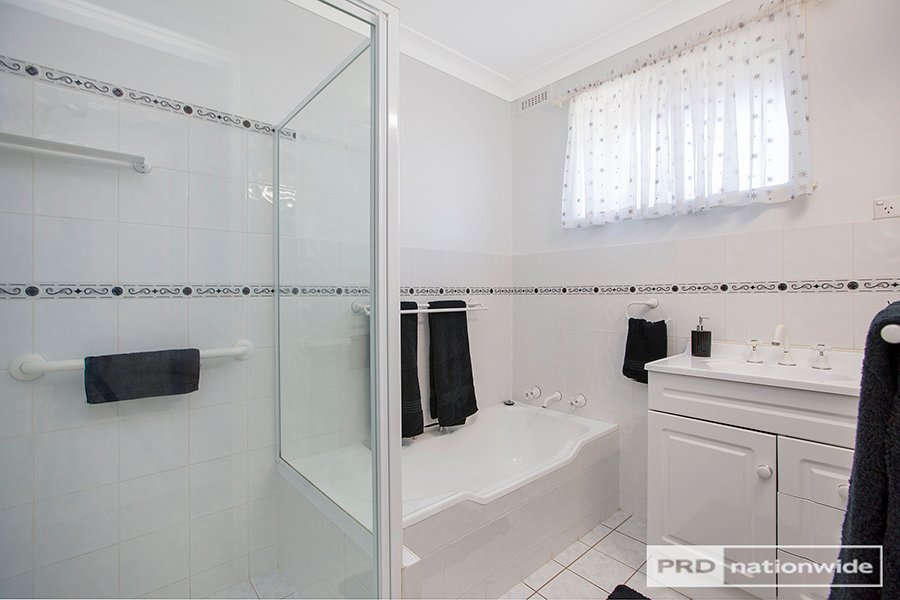 15 Crawford Street TAMWORTH 7