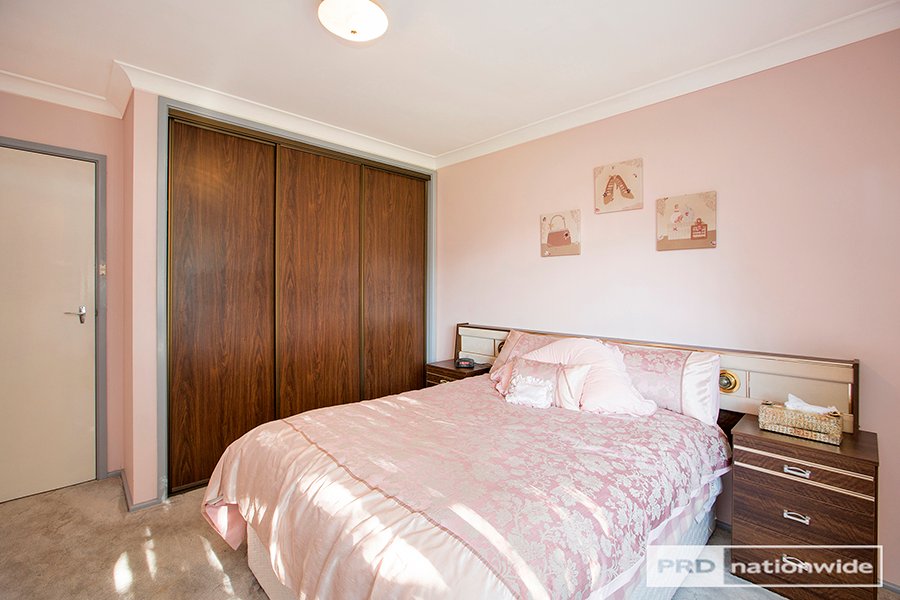 15 Crawford Street TAMWORTH 8