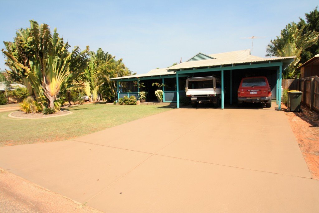 15 Curlew St  DJUGUN 1