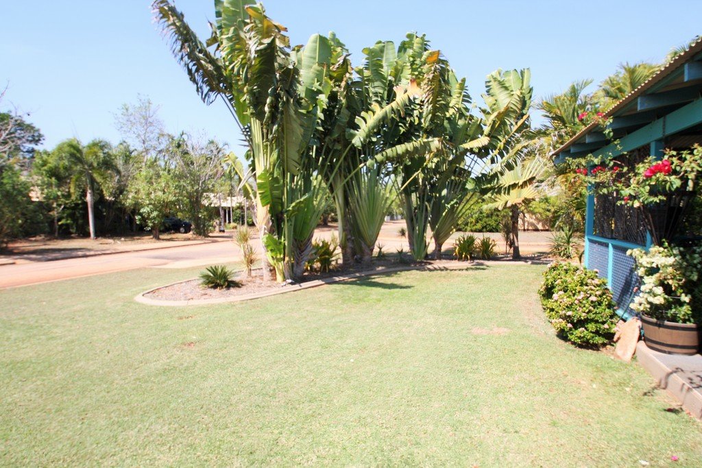 15 Curlew St  DJUGUN 2