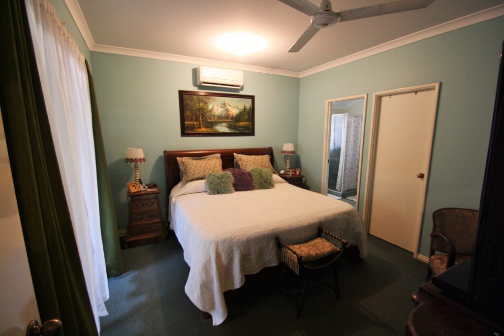 15 Curlew St  DJUGUN 7