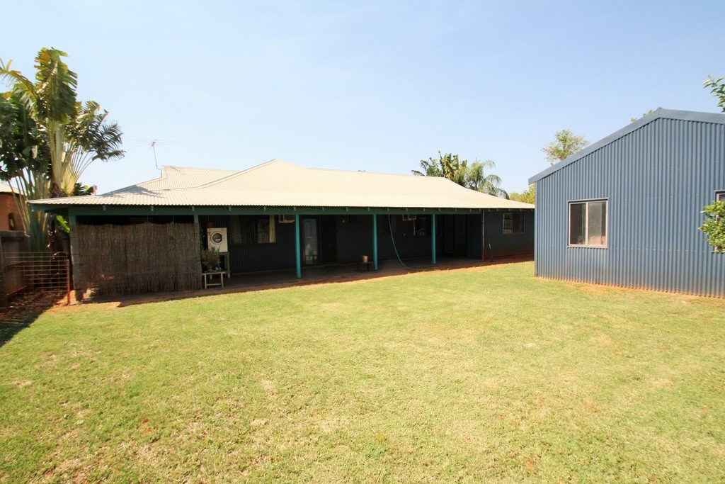 15 Curlew St  DJUGUN 10