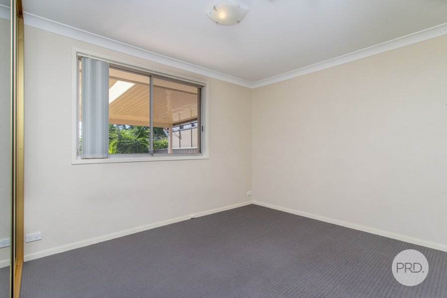 15 Damien Avenue SOUTH PENRITH 5
