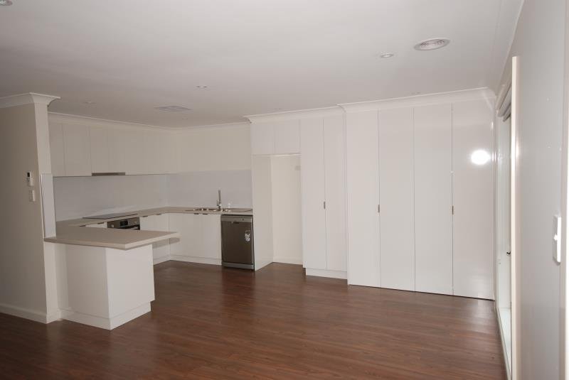 15 Darlow Street WAGGA WAGGA 4