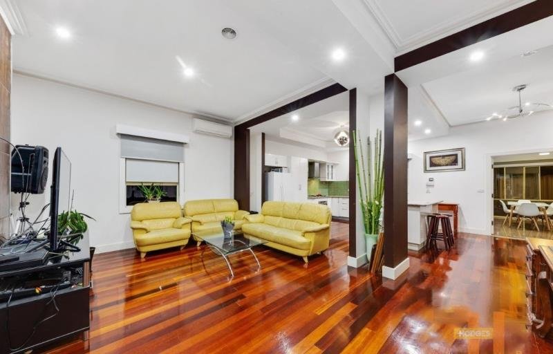 Gallery: 15 Dawson Avenue