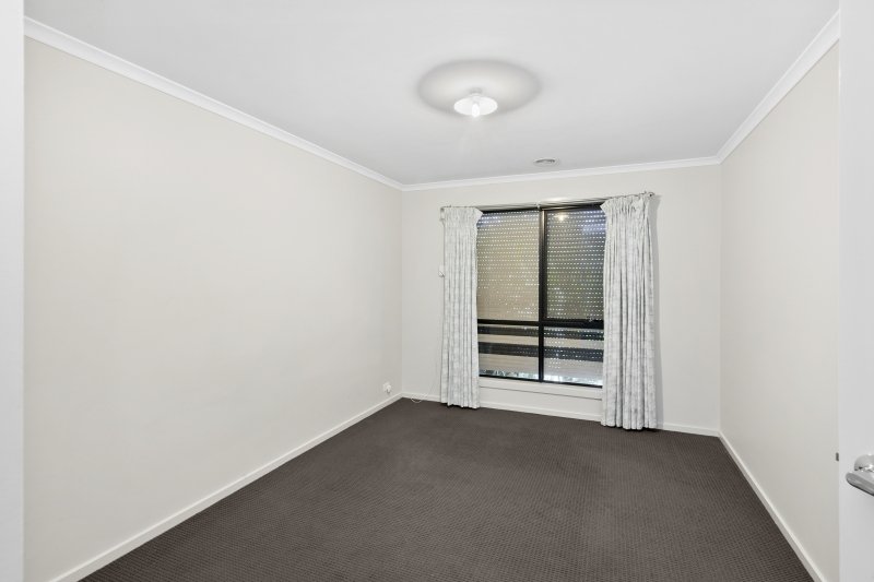 Gallery: 15 Deakin Drive