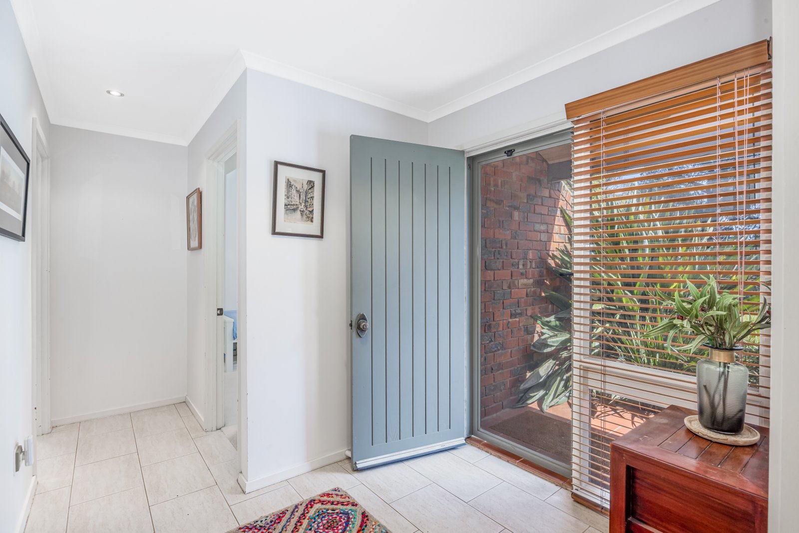 15 Dean Drive KIALLA 5