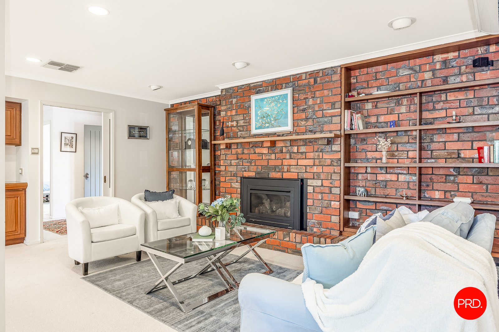 15 Dean Drive KIALLA 6