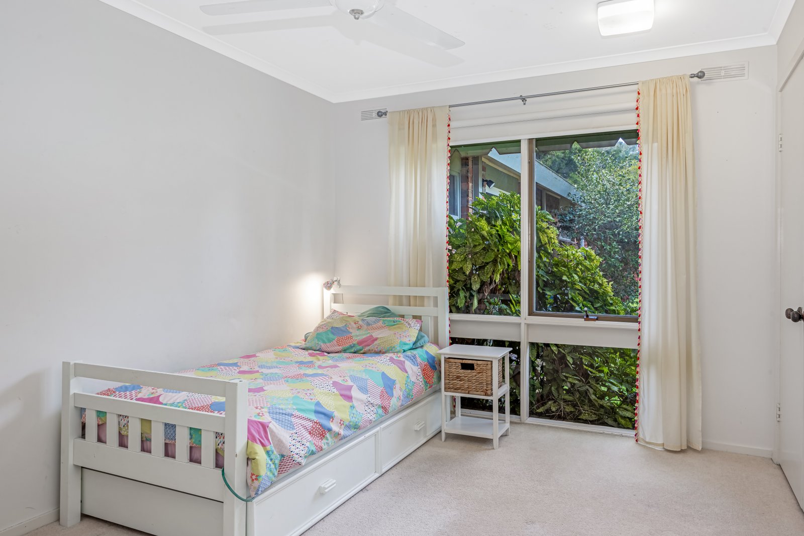15 Dean Drive KIALLA 17
