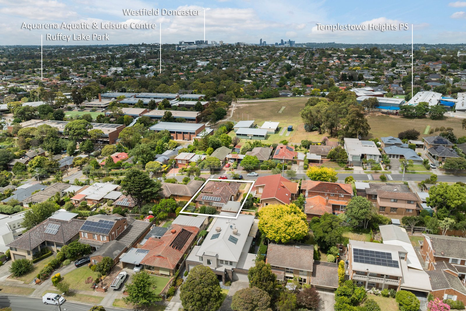 Real Estate and Property in 15 Dellfield Drive, Templestowe Lower, VIC