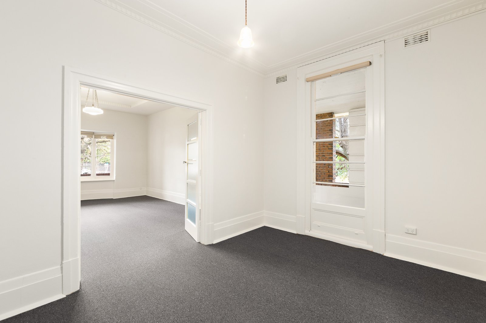 Gallery: 1/5 Dendy Street