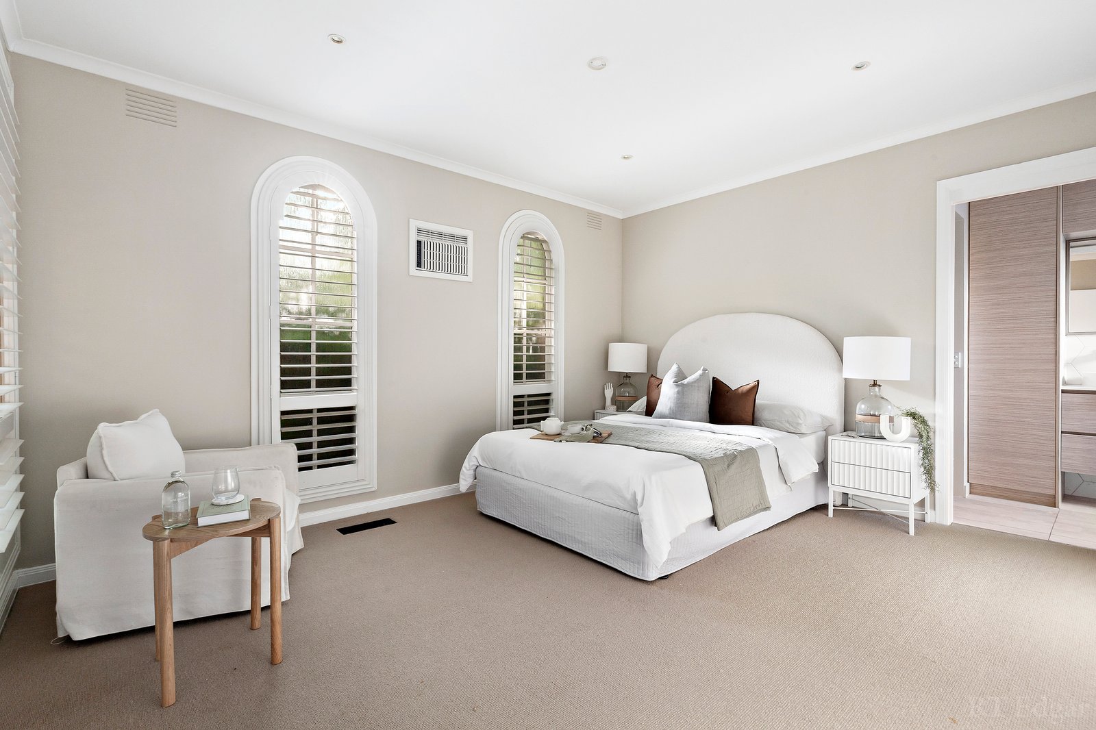 Real Estate and Property in 1/5 Denman Avenue, Glen Iris, VIC