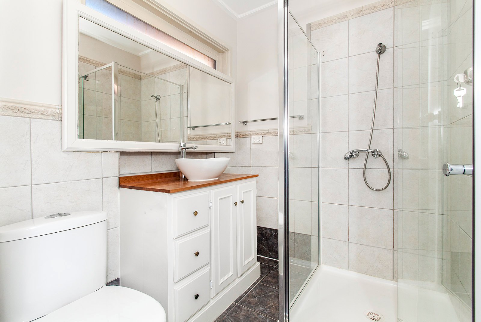 Real Estate and Property in 15 Dillwynia Avenue, Templestowe Lower, VIC