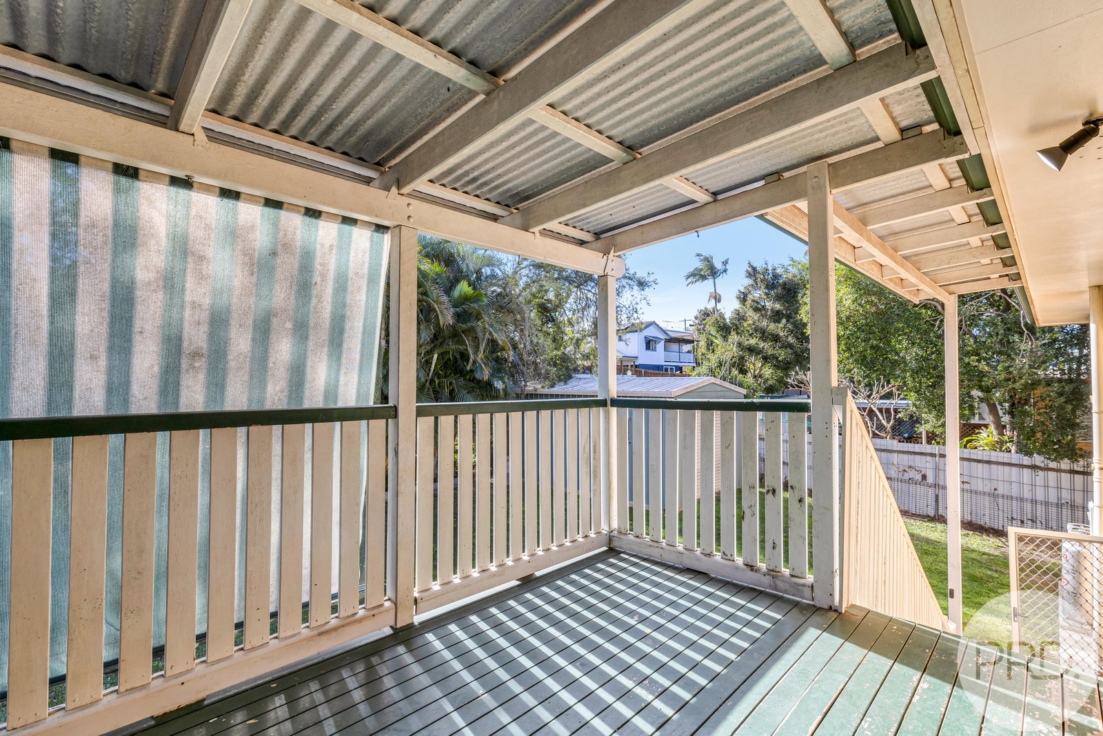 15 Dinterra Avenue FERNY HILLS 13