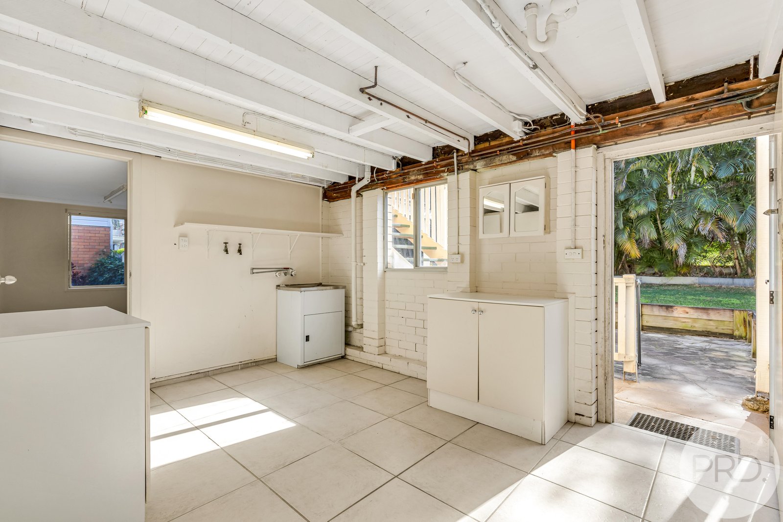 15 Dinterra Avenue FERNY HILLS 16