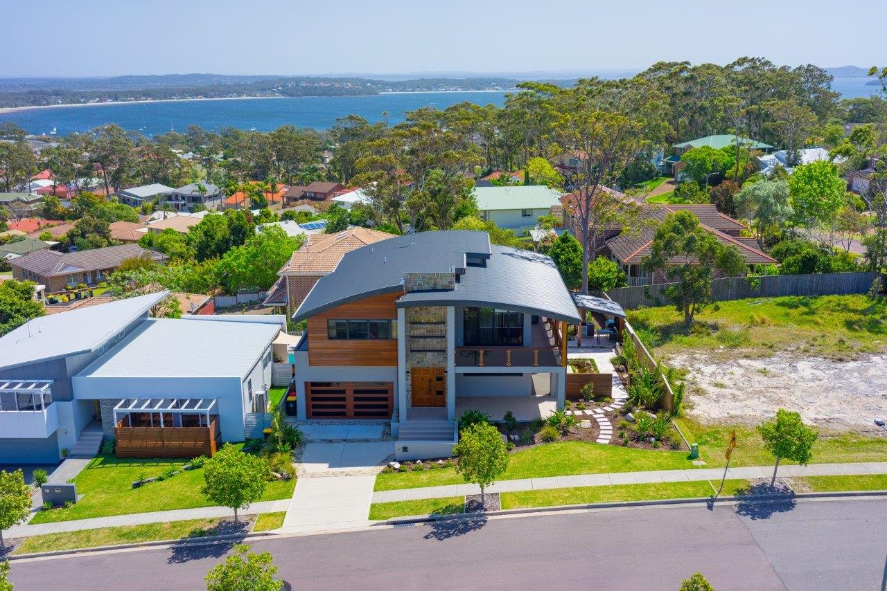 15 Dockside Avenue CORLETTE 11