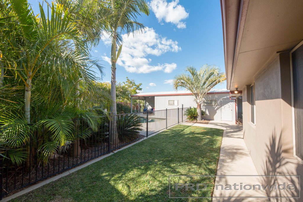 15 Drummond Ave  LARGS 16