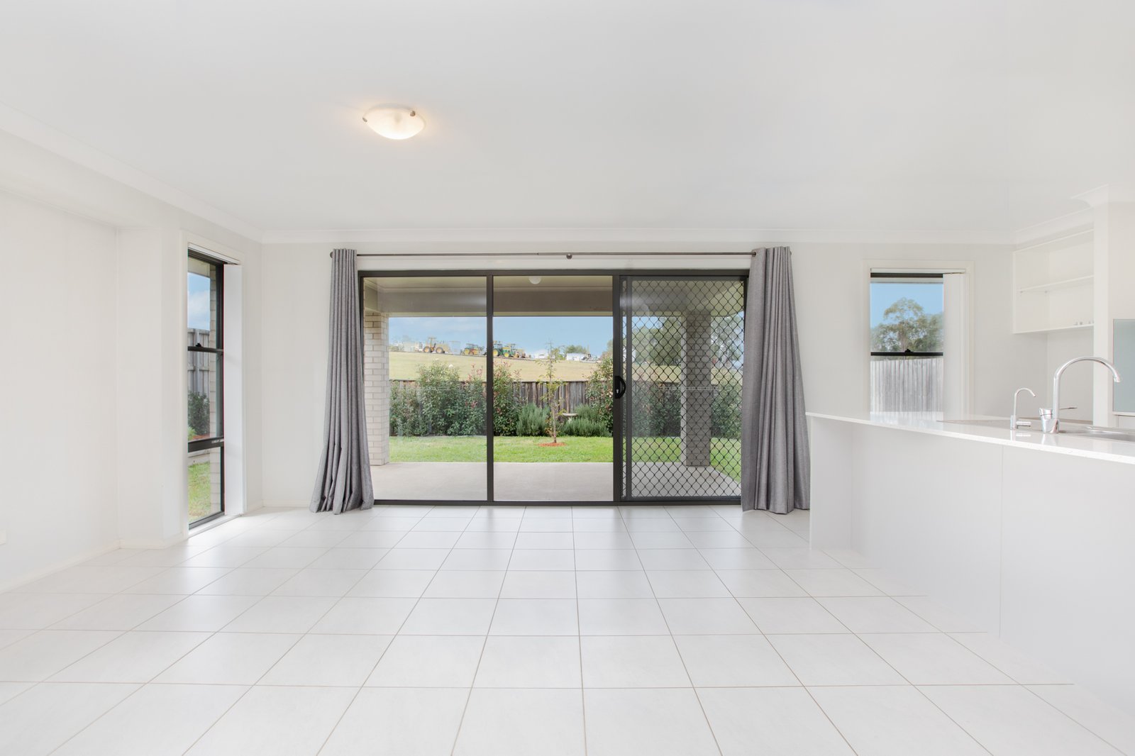15 Dunnart Street ABERGLASSLYN 3