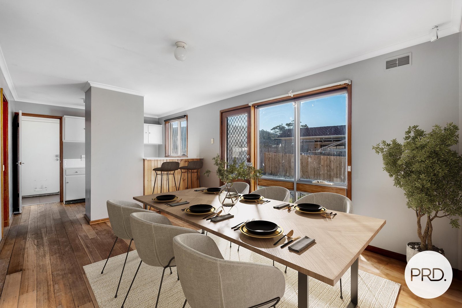 15 Duntroon Drive ROKEBY 5