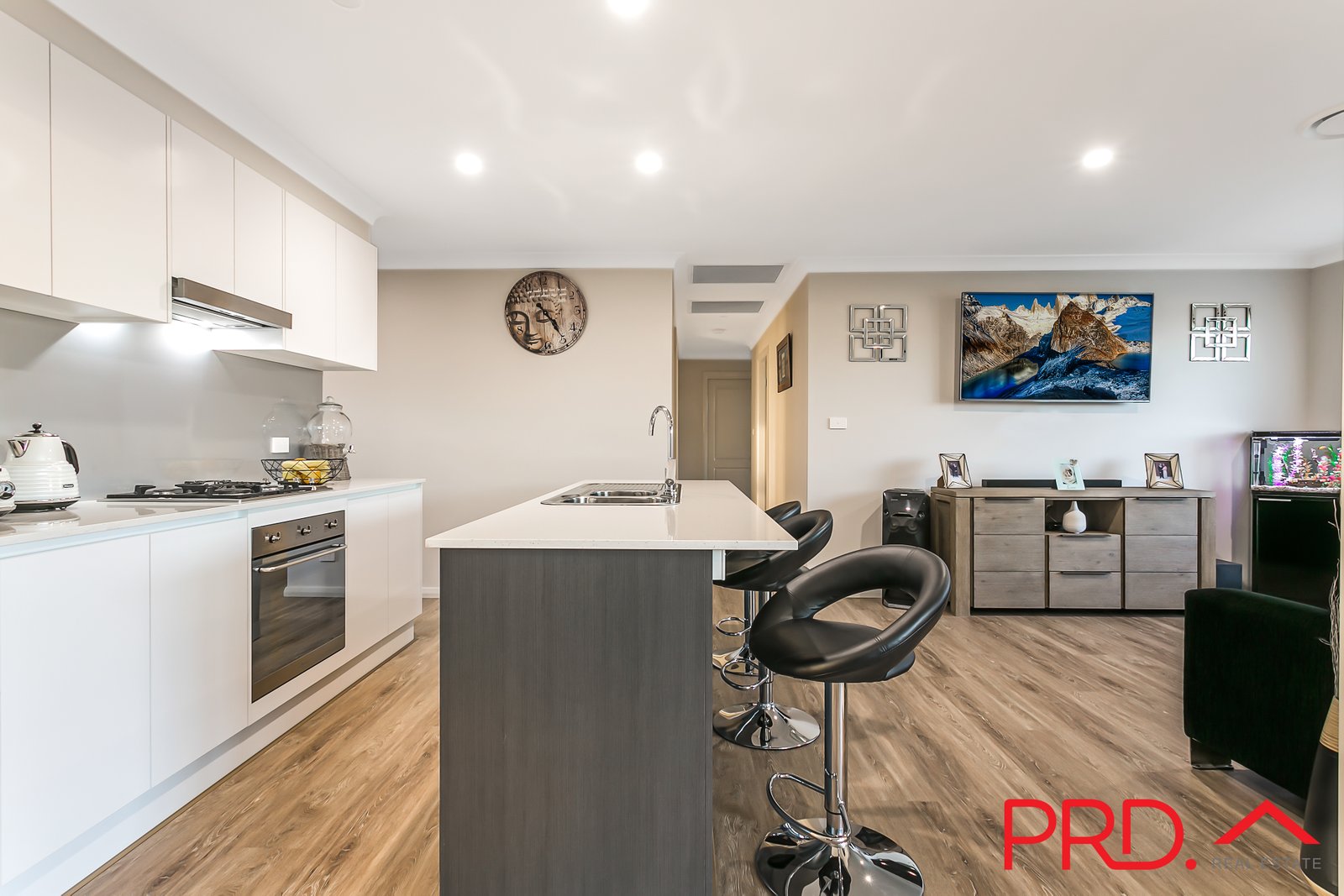 15 Eagle Avenue TAMWORTH 11