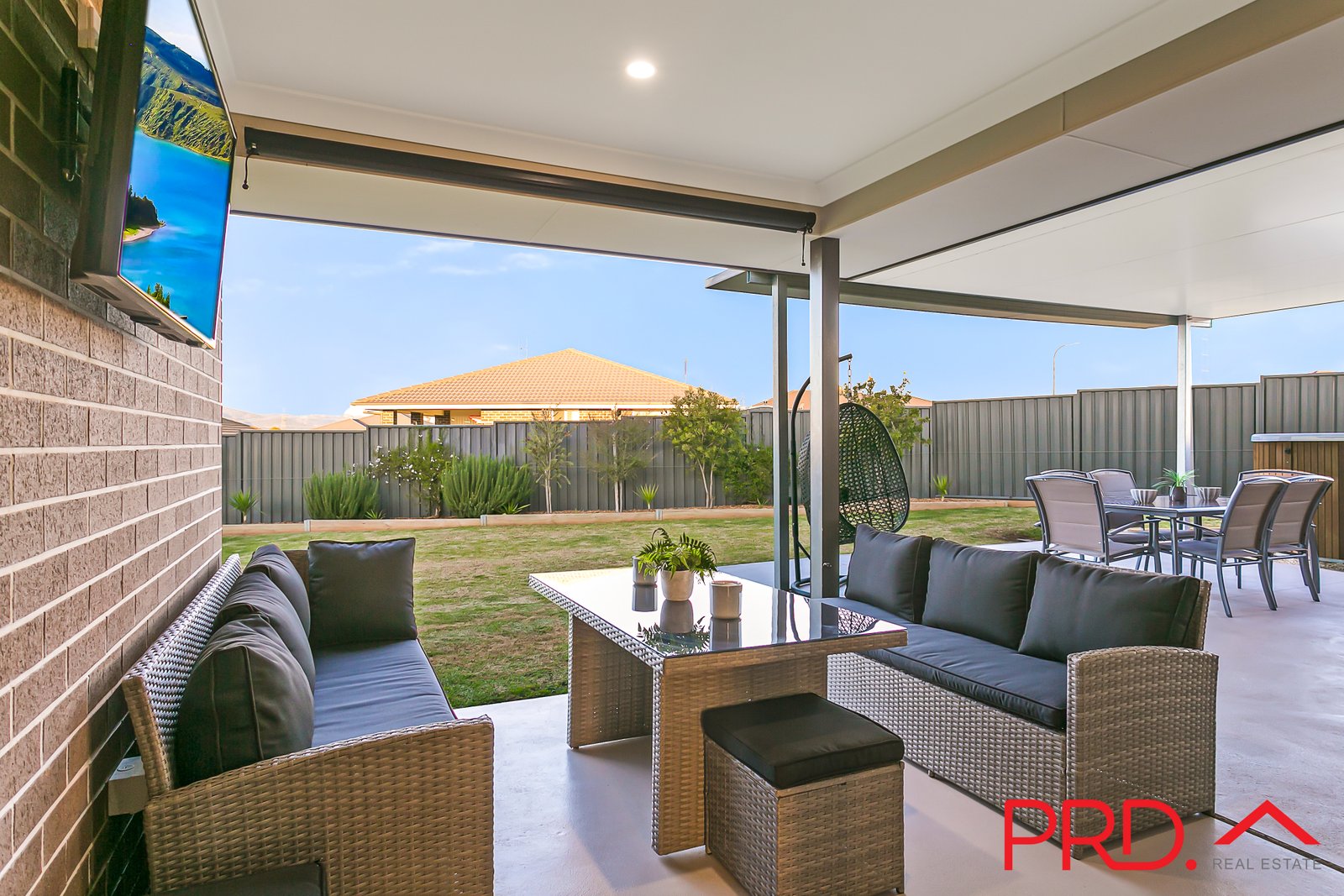 15 Eagle Avenue TAMWORTH 24