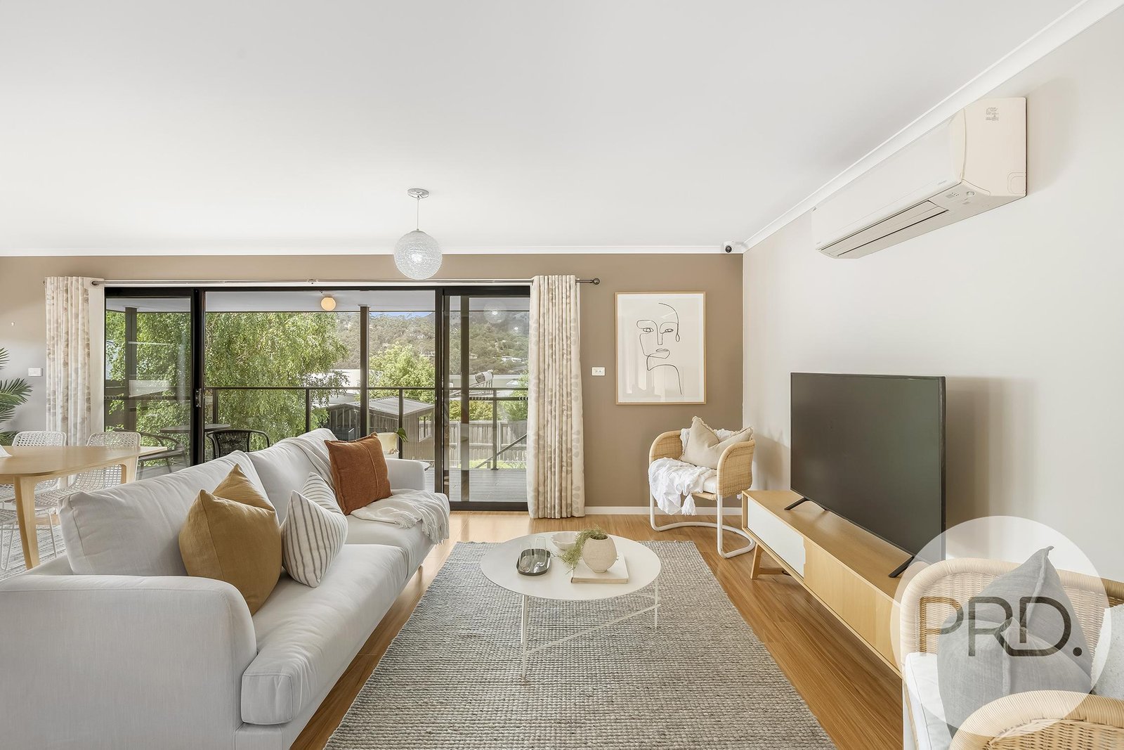 15 Eaves Court OLD BEACH 10